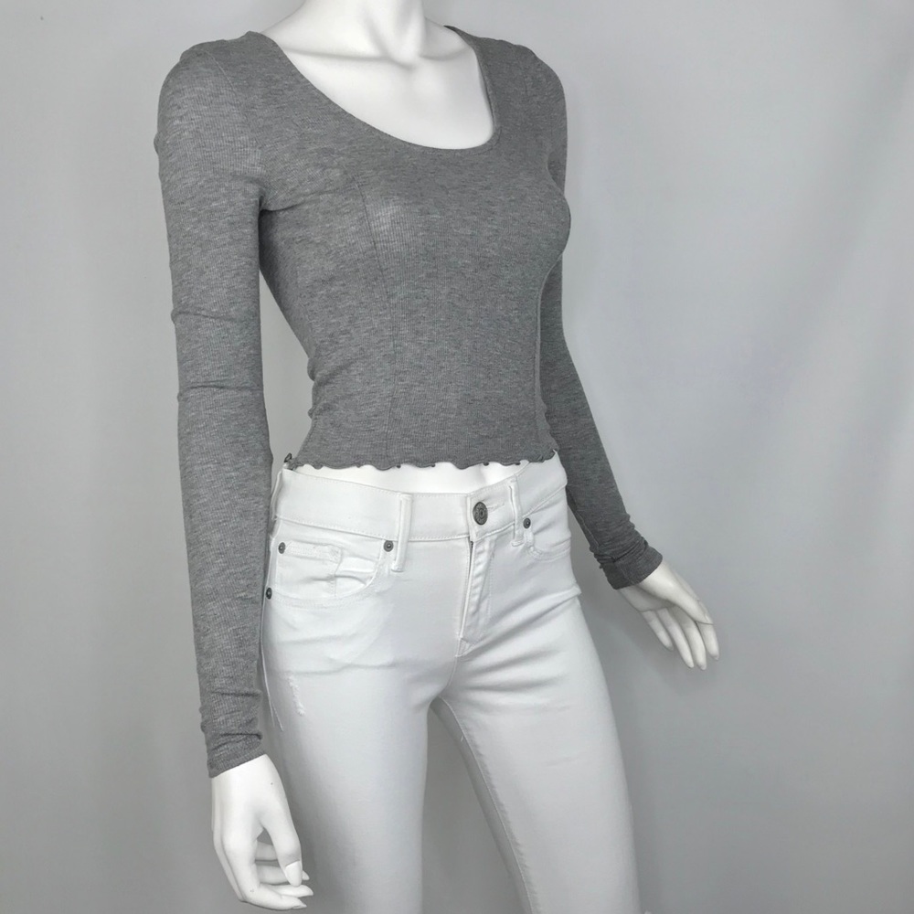 NEW {BP} Nordstrom Juniors Ruffled Hem Crop Top - Picture 2 of 8